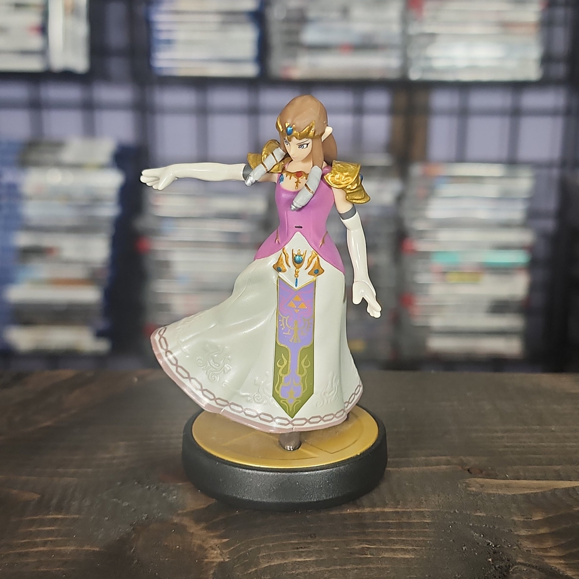 Princess Zelda Amiibo Zelda Skyward Pre Order Zelda And Loftwing